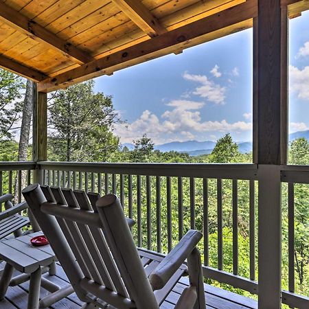 Gatlinburg Cabin With Pool Table And Hot Tub! Extérieur photo