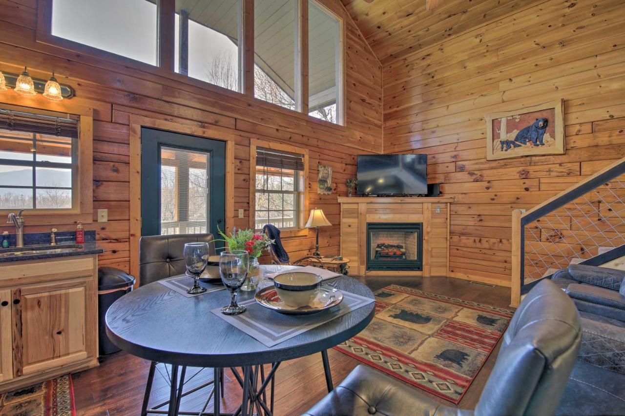 Gatlinburg Cabin With Pool Table And Hot Tub! Extérieur photo