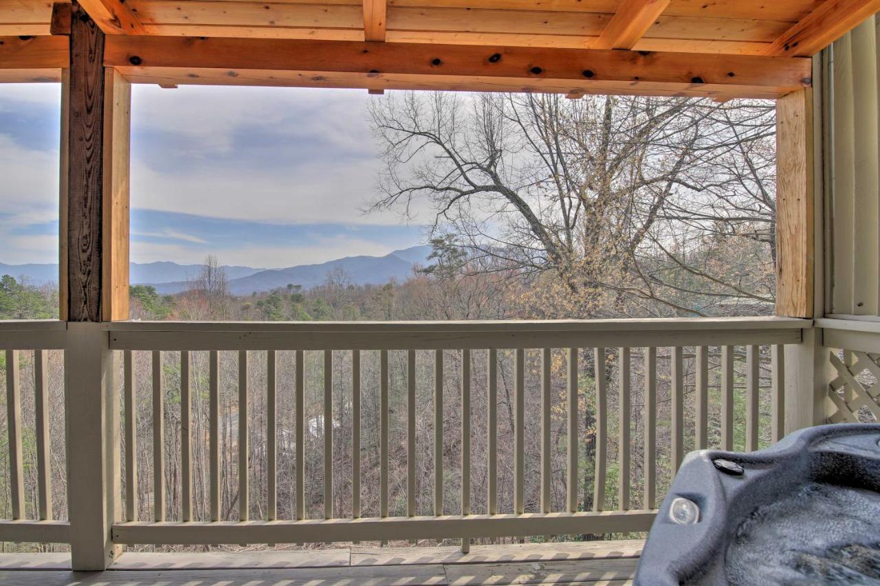 Gatlinburg Cabin With Pool Table And Hot Tub! Extérieur photo