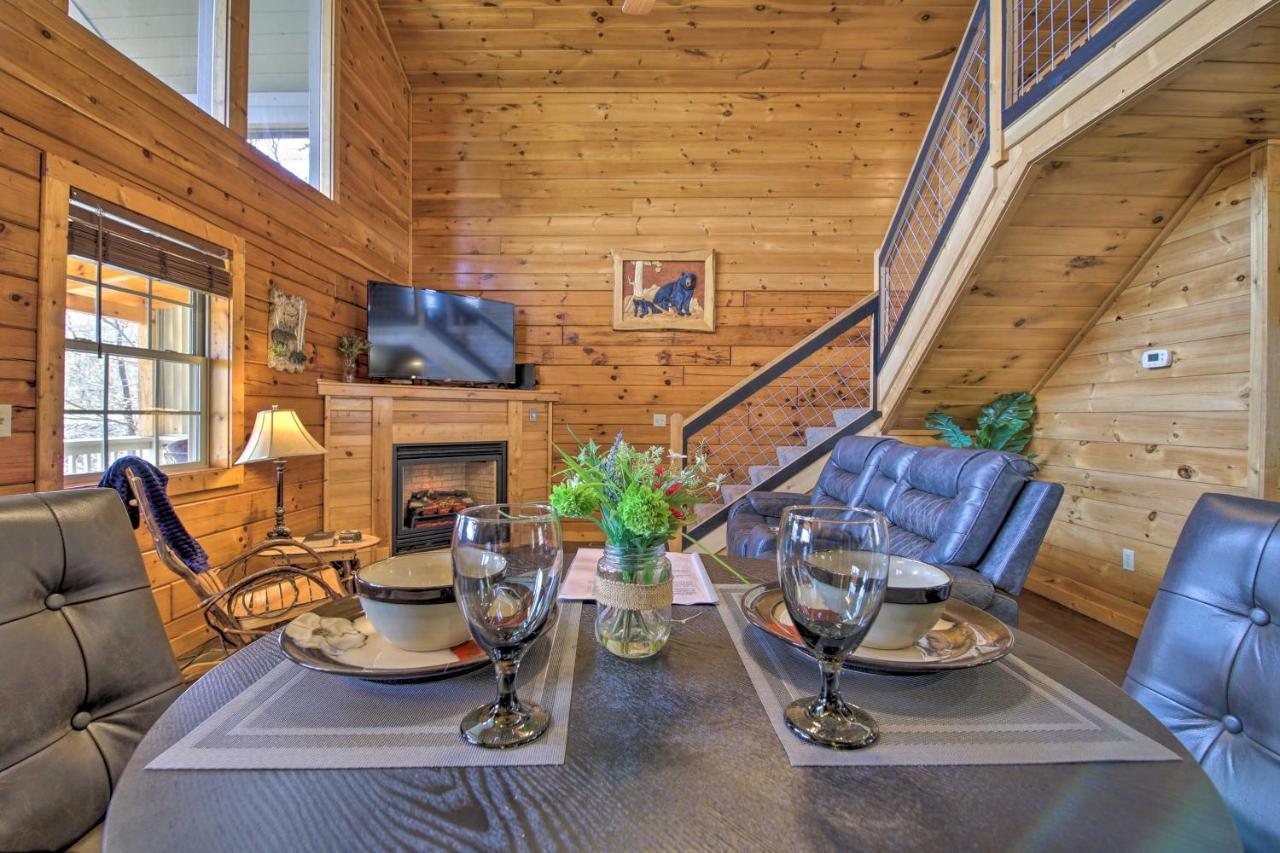 Gatlinburg Cabin With Pool Table And Hot Tub! Extérieur photo