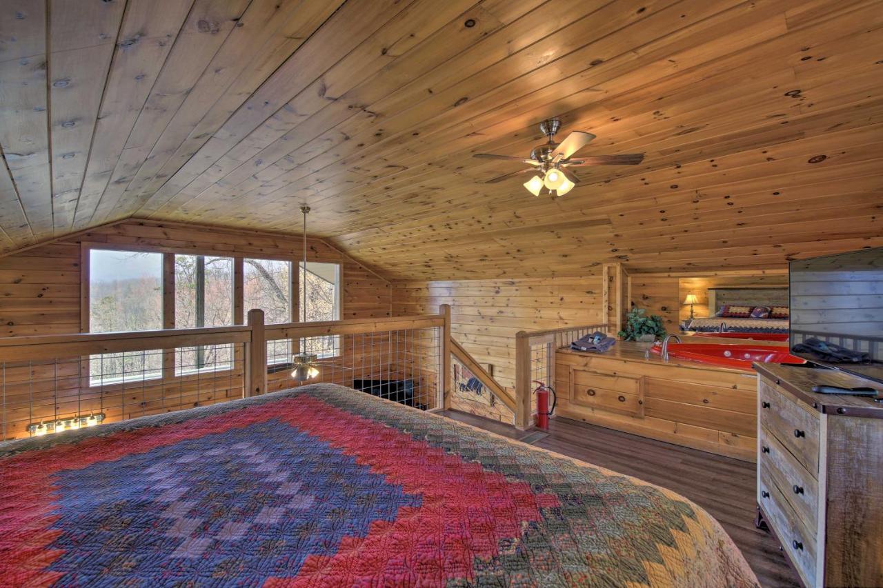 Gatlinburg Cabin With Pool Table And Hot Tub! Extérieur photo